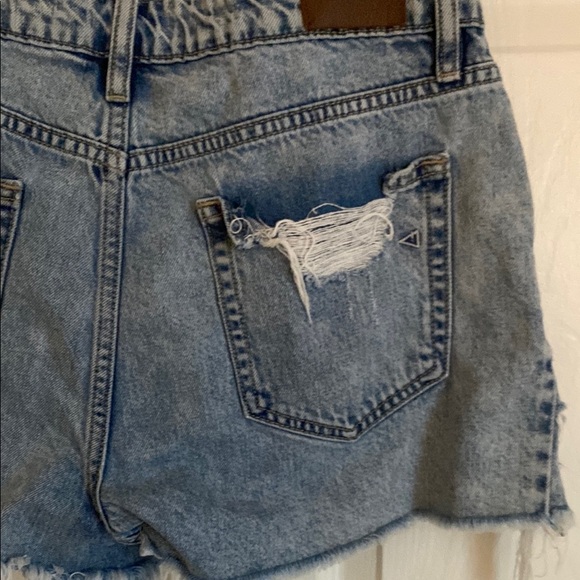 Hidden Destroyed Denim Jean Short light wash high rise size Medium - Picture 7 of 10
